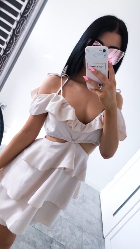 F8C9C450-FB95-41DB-9443-382E40C89FE9