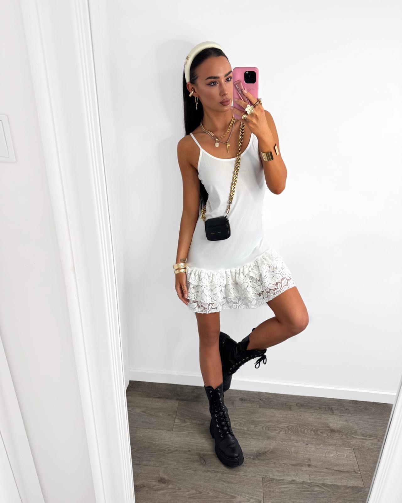 258cc122-3bfc-403f-9e95-6b17b15c88b0