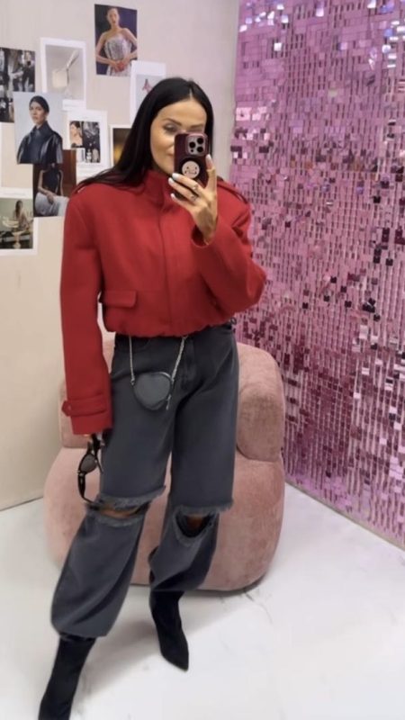 3de52718-ae5d-4162-89d9-7fd612223eba