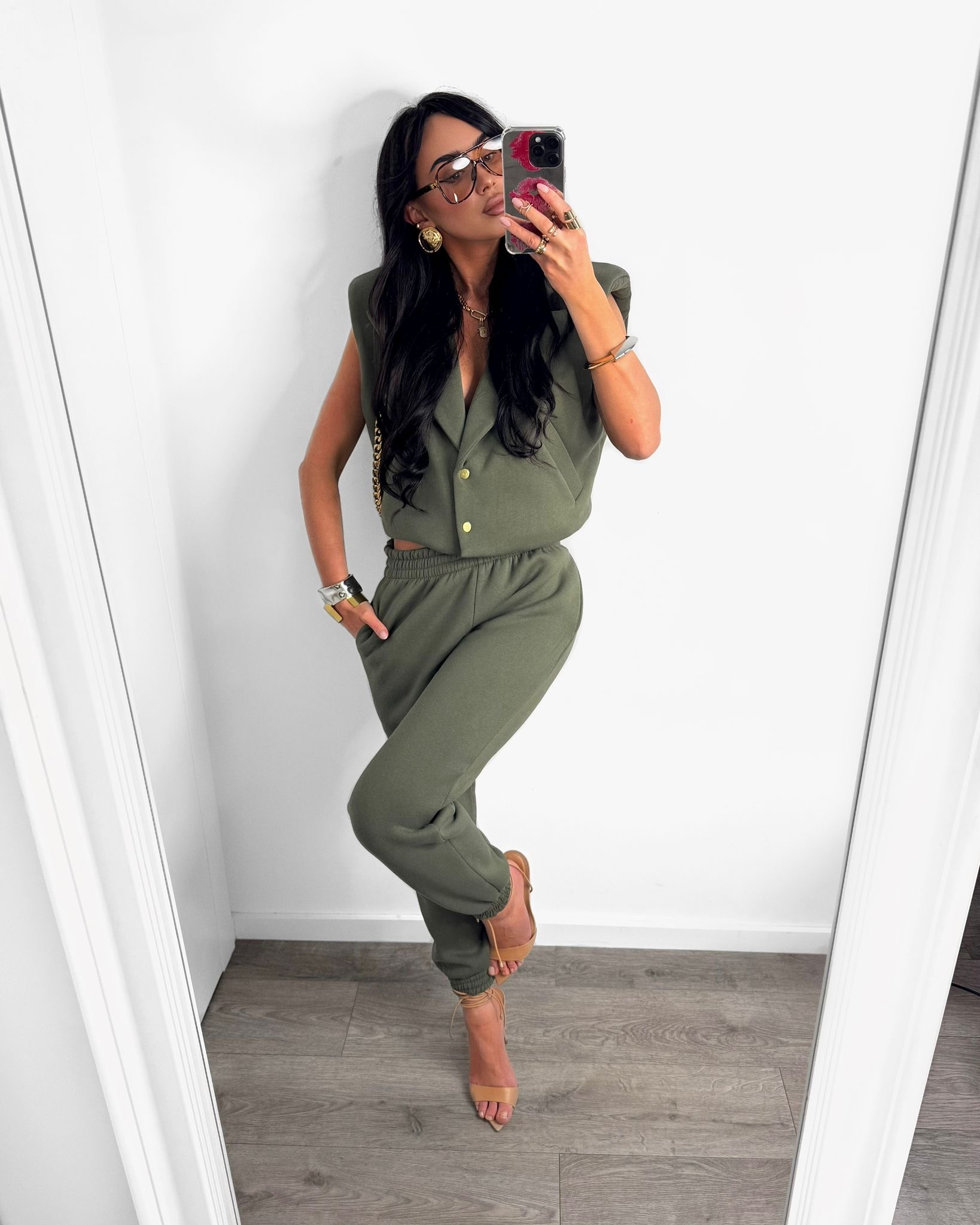 42c09d40-7626-467b-99e3-c98bc5e32eb4