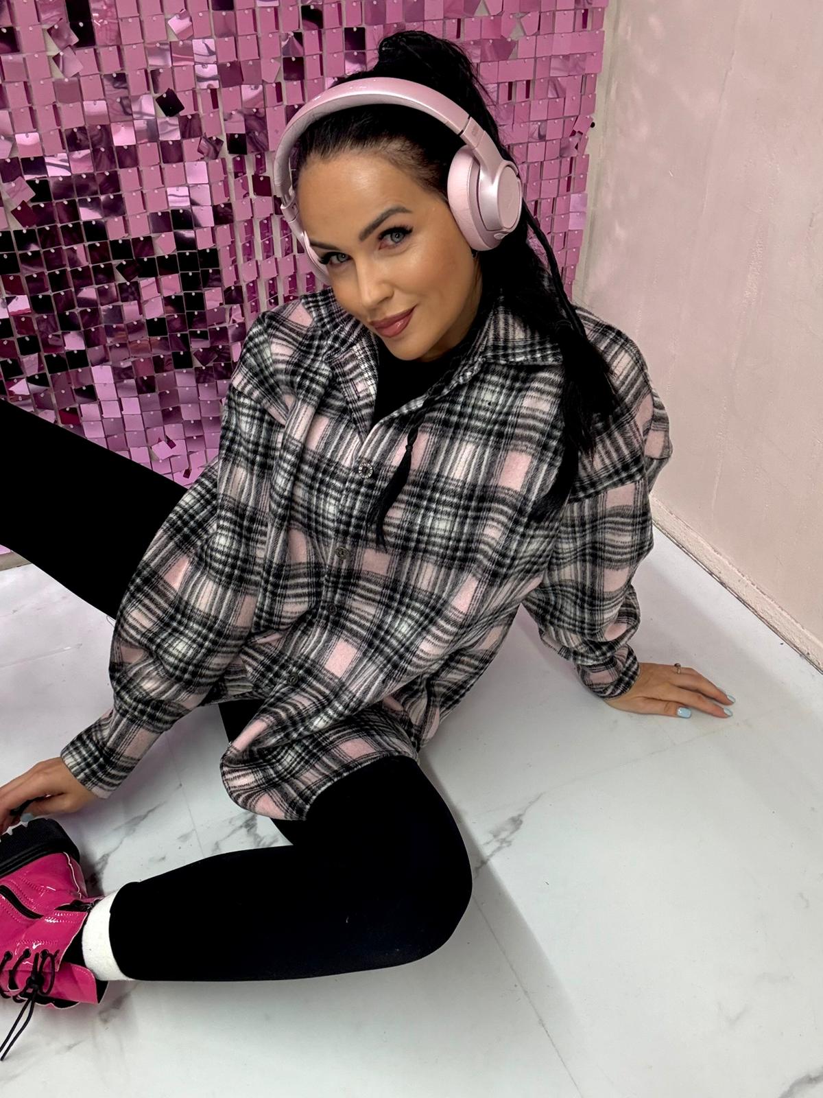 b06d4011-034a-4f5f-bf9a-c13c7ac77602