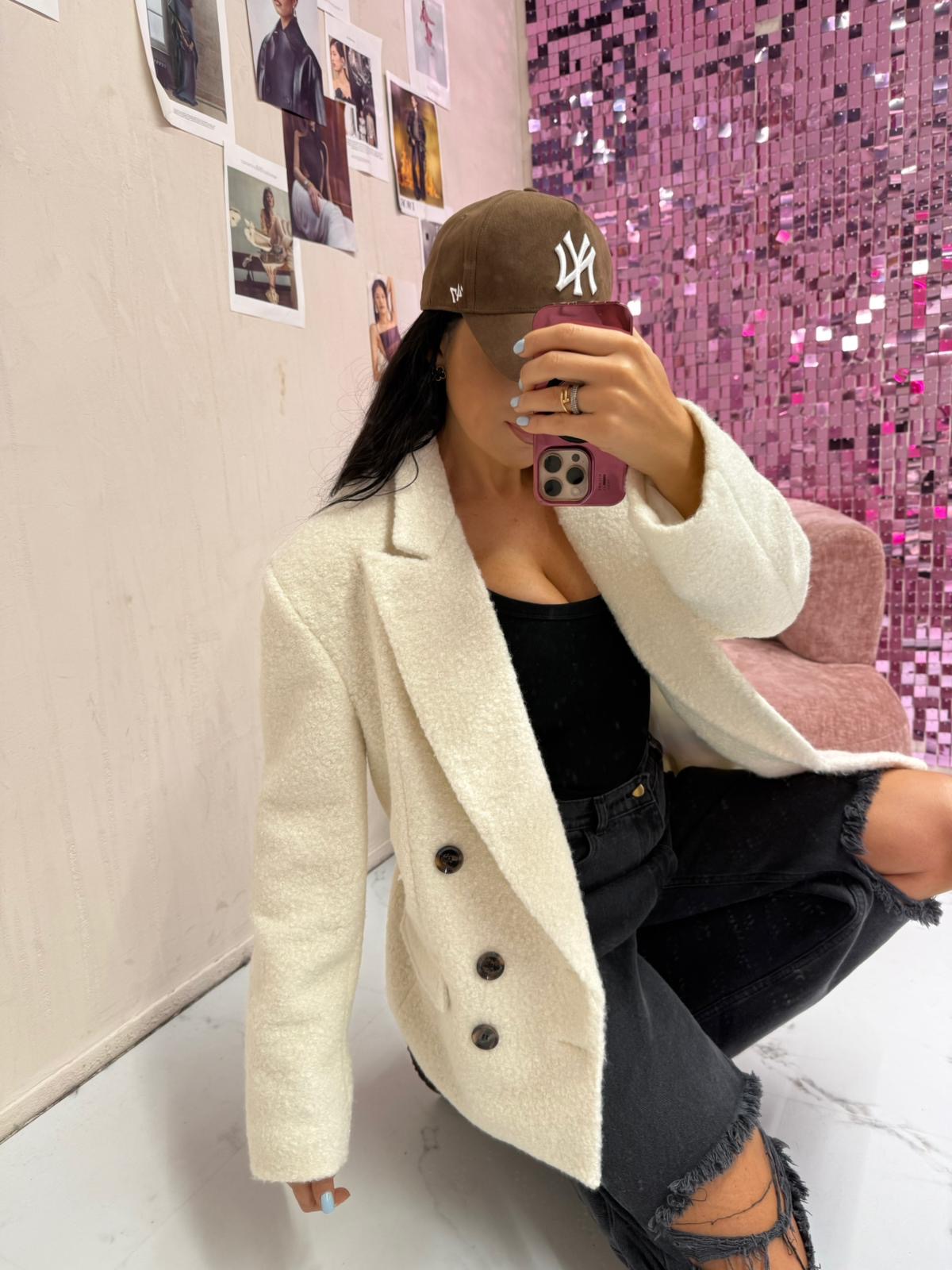 dc82bfa0-0cb9-458f-b5c1-8fde0d9e91c1