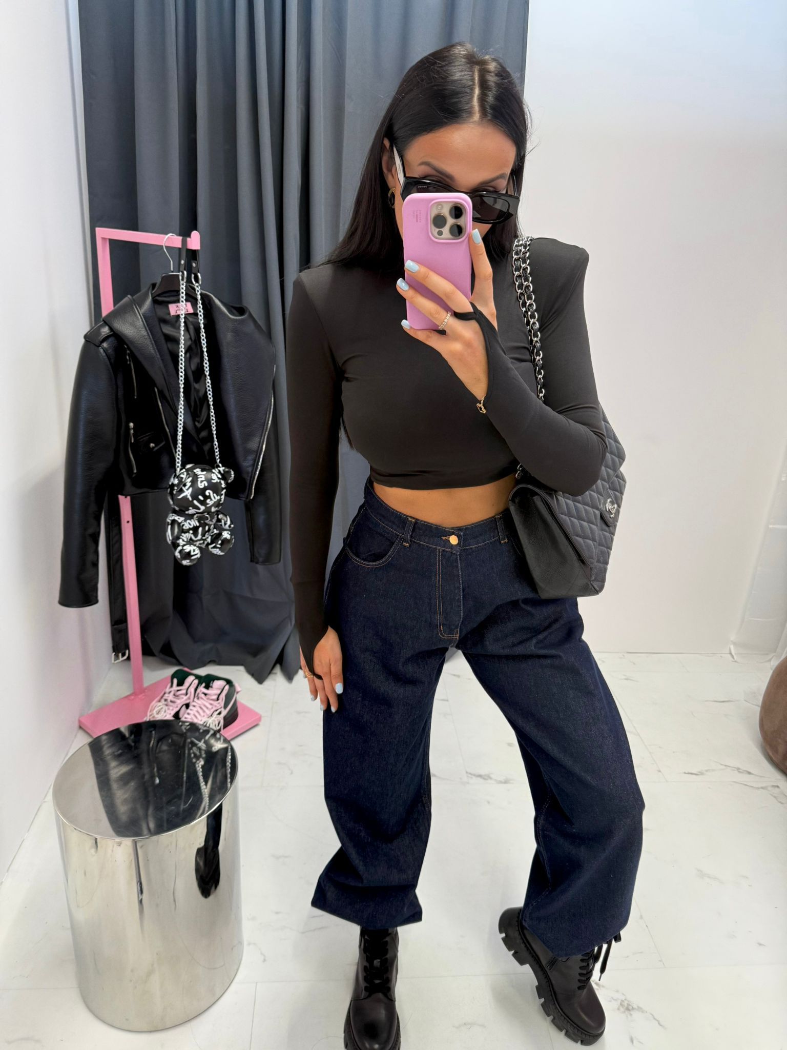 59129880-591c-4d8b-9cb7-84b6bd571d18