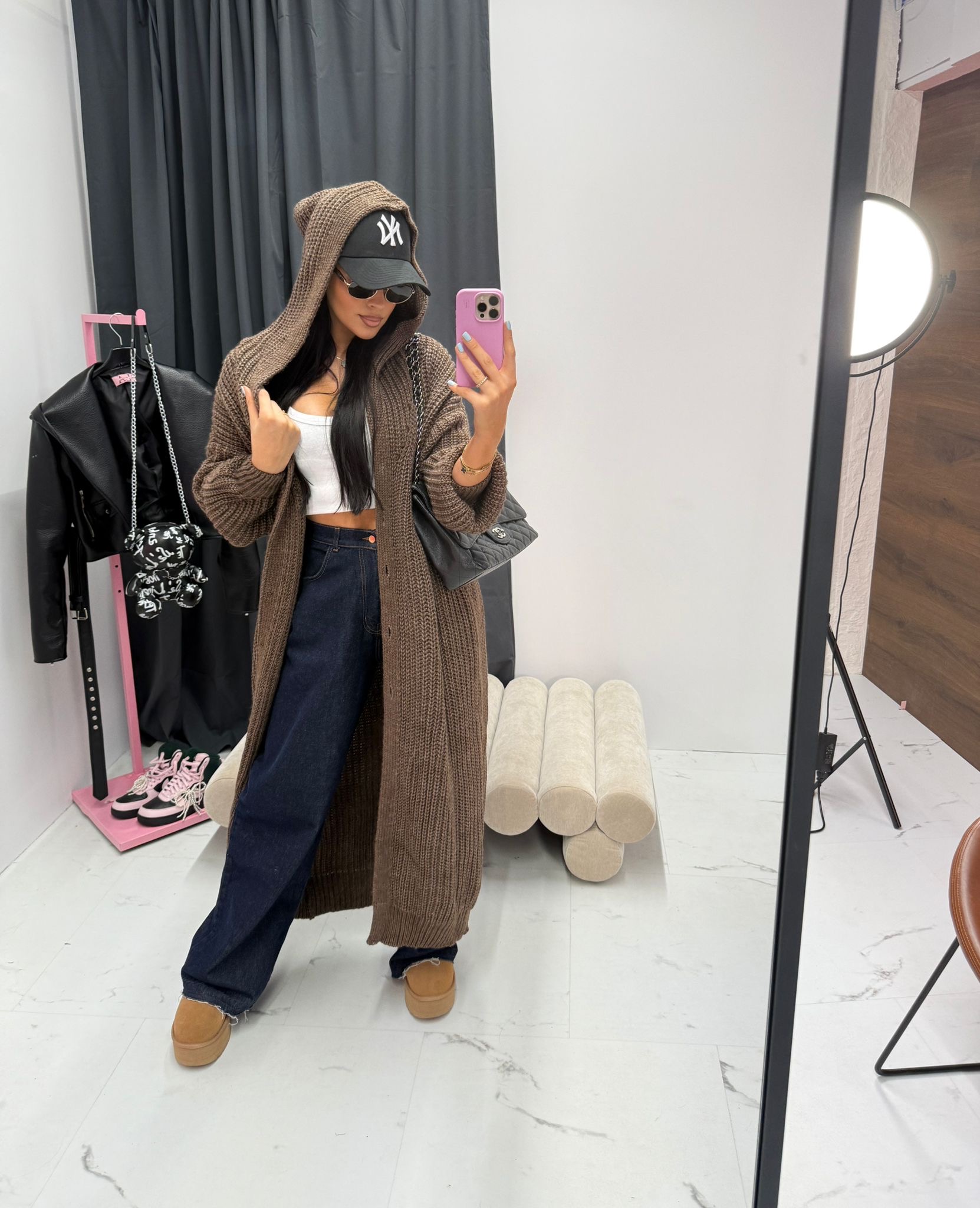 5db5cfb9-4497-48cc-bc22-befdf3578023