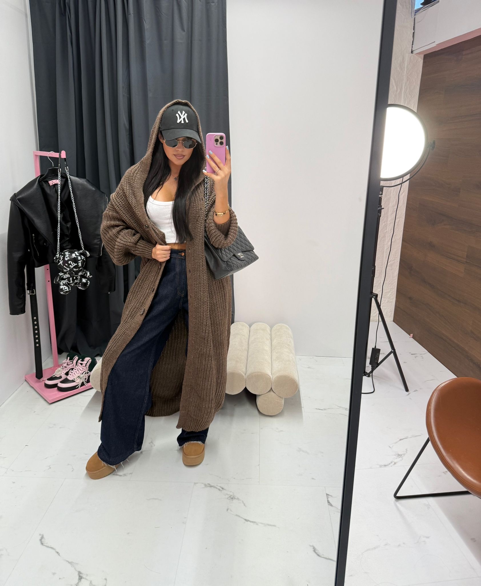 7dd16e9c-d0e3-42c9-b47c-83151dba5c2f