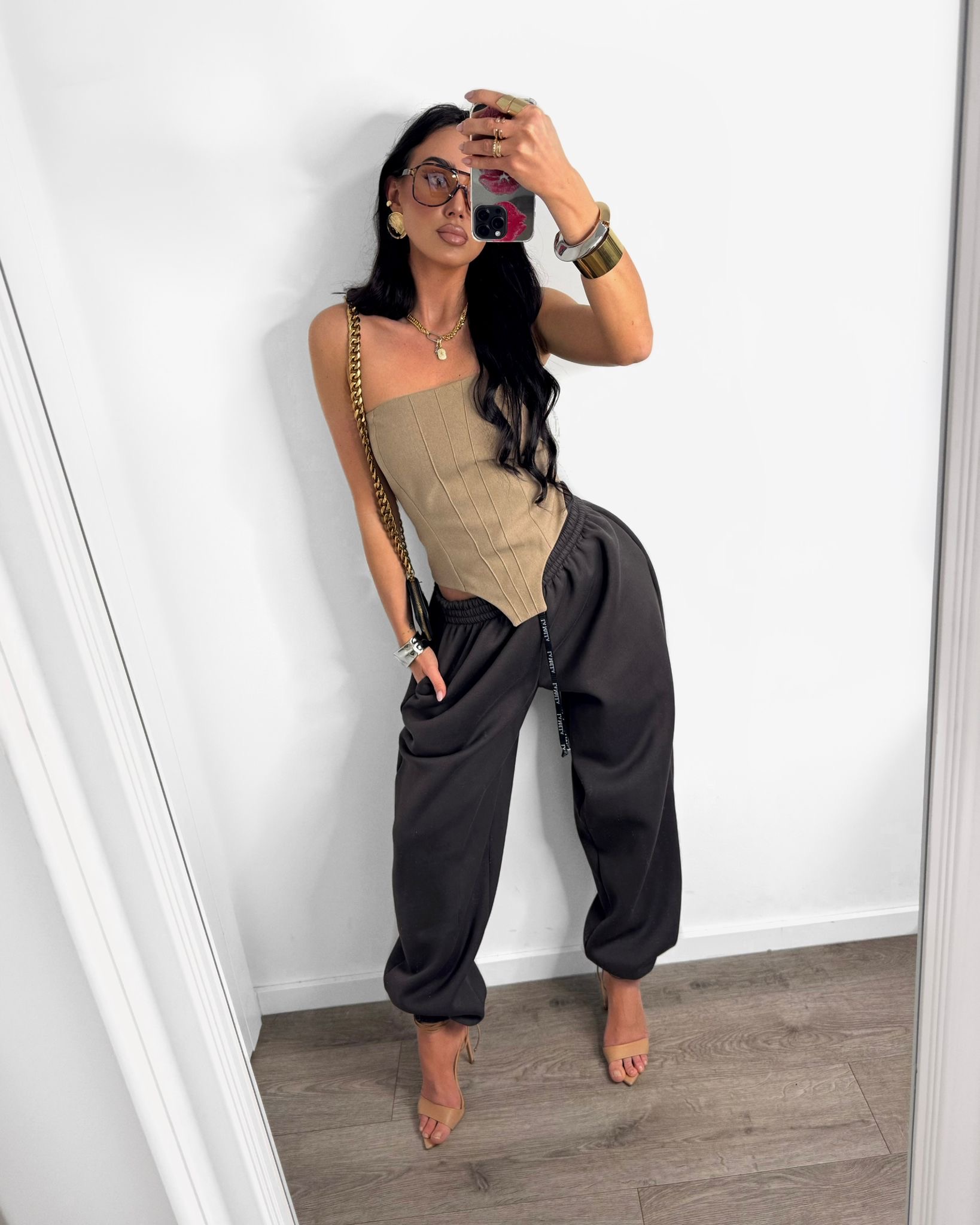 9090d08c-a6b0-4a42-9a93-ff221057bad5