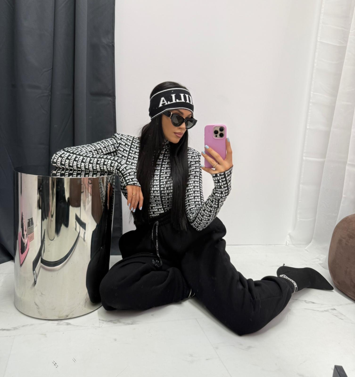 b4d59efd-3dfd-430c-895f-7604977db6dd