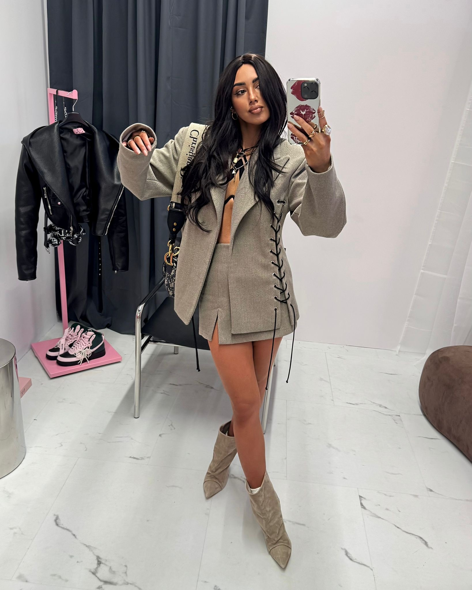 b906791c-94c8-468a-a0cb-7e95efdcd70a