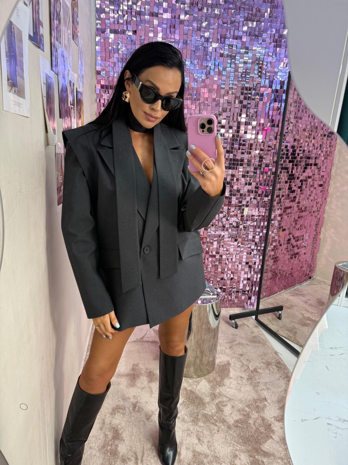 e2385c46-5d03-49a7-a0c8-f10431c29d54