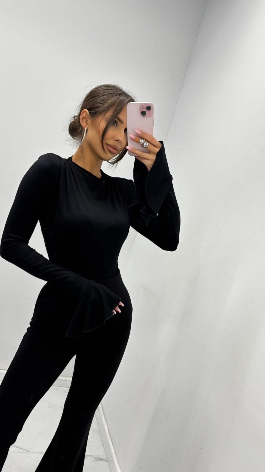 fb23c1c6-3c7a-4258-ad68-134f7ccaa33a