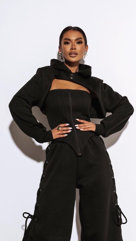 ff562c18-de38-4d9d-ab17-cb670772eebe