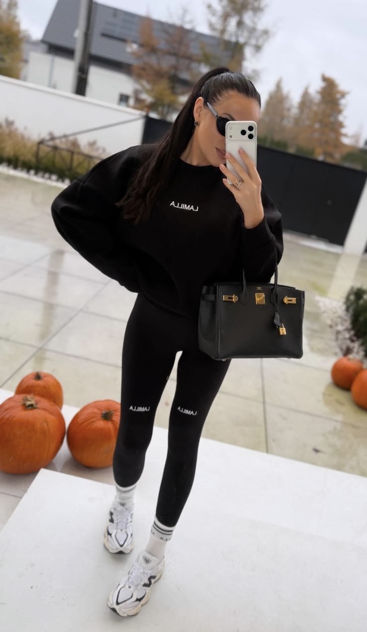 1b880c2f-137a-4cb8-a2da-345255f79390