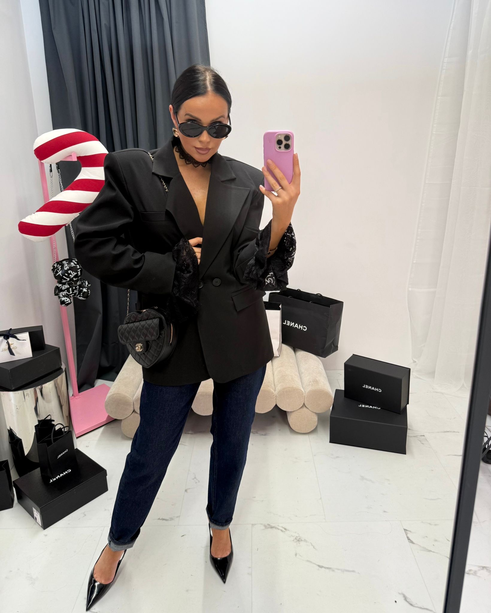 dcc46b6b-d764-40e1-9954-313da037e59f