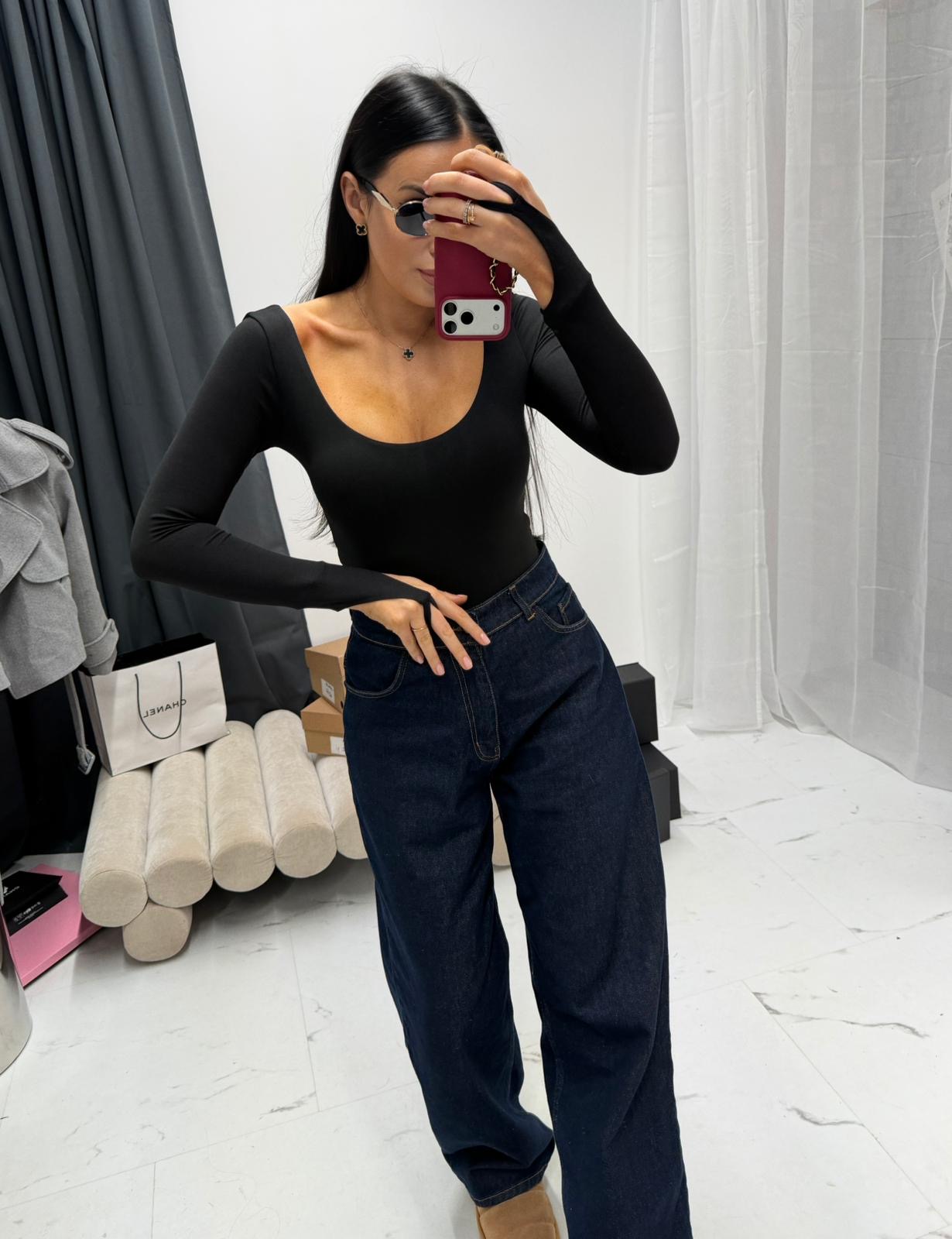 77ff688b-114d-4fb8-8c91-b8ac99553705