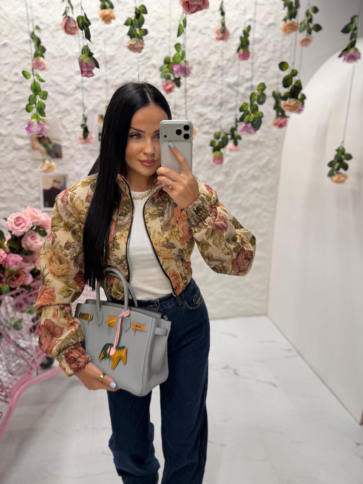 966a7f3a-7bb9-4409-9d4b-f9940f59b8a3