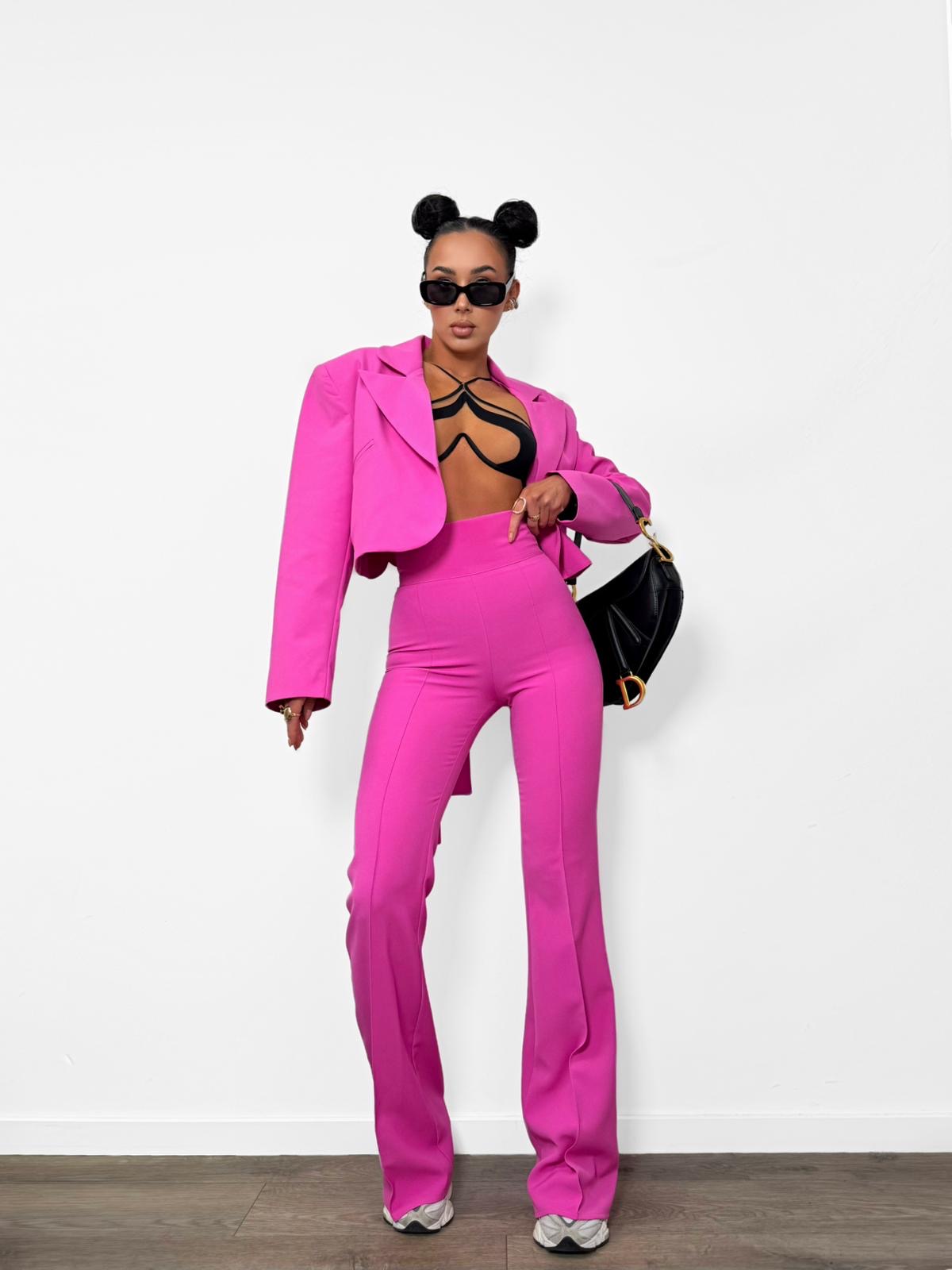 b5661198-4446-4ba6-9135-634e94f3447d