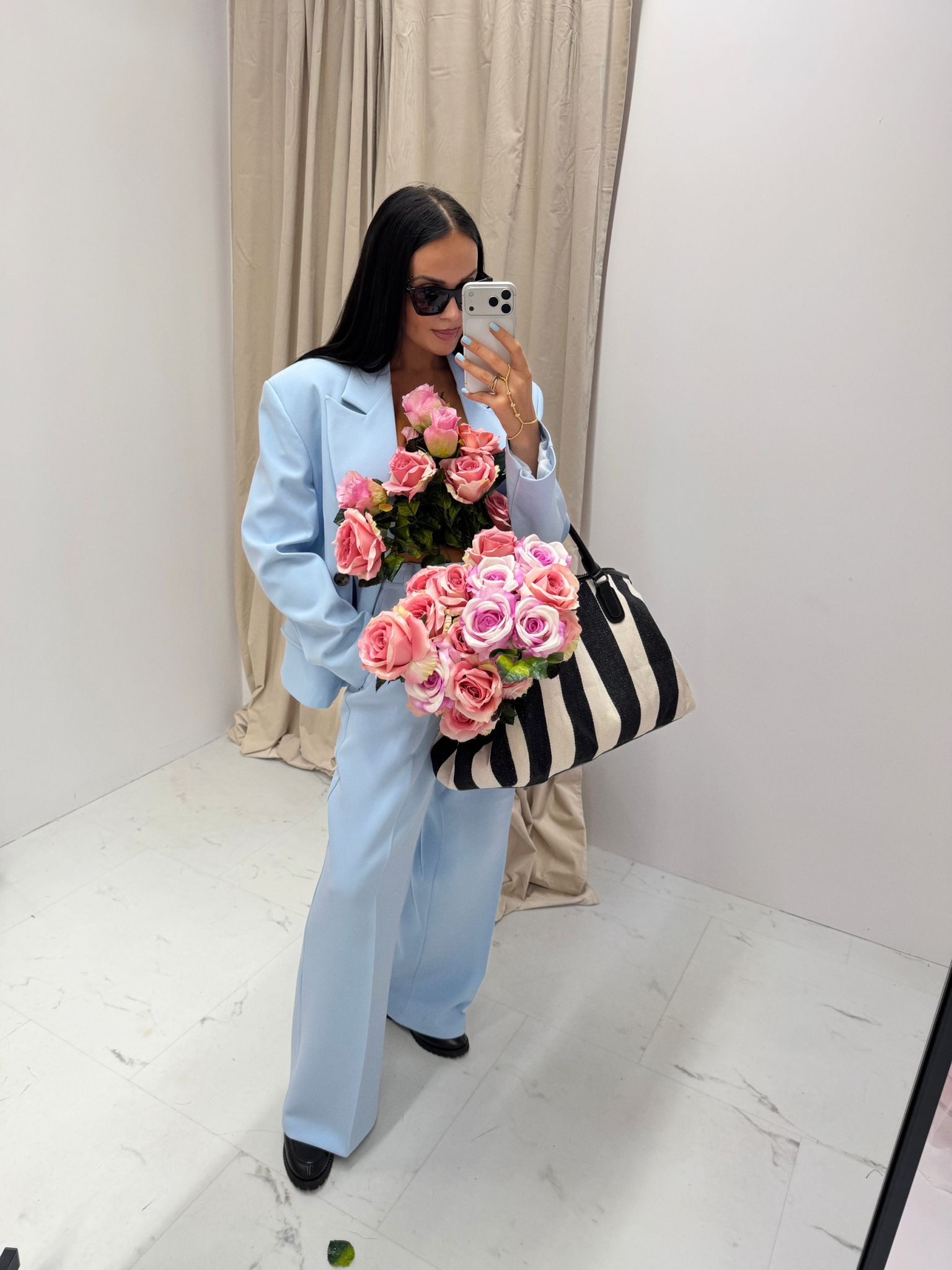 f5abf21e-200f-4f6b-a36a-44db4a634fb9